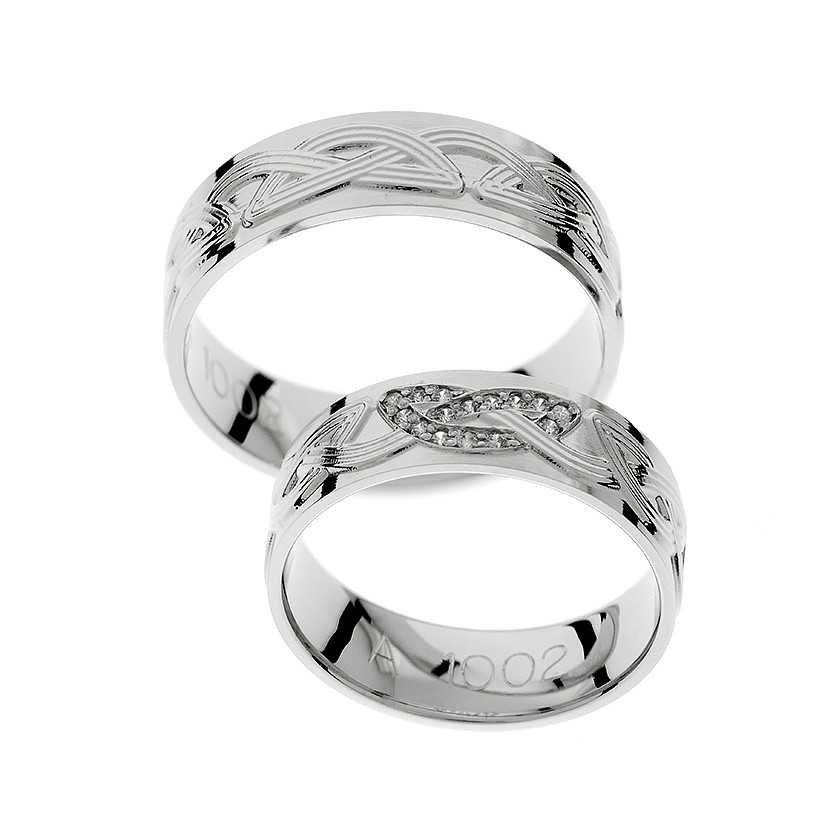 White Gold Matching Bands with Intertwined Patterns and Diamonds: Timeless Elegance