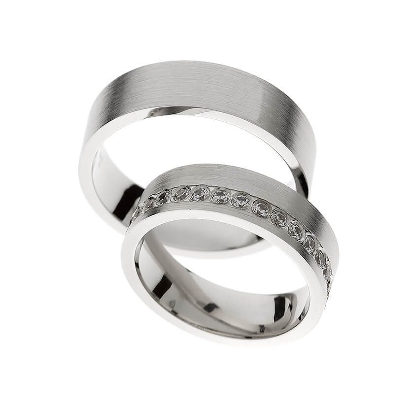His and hers wedding bands