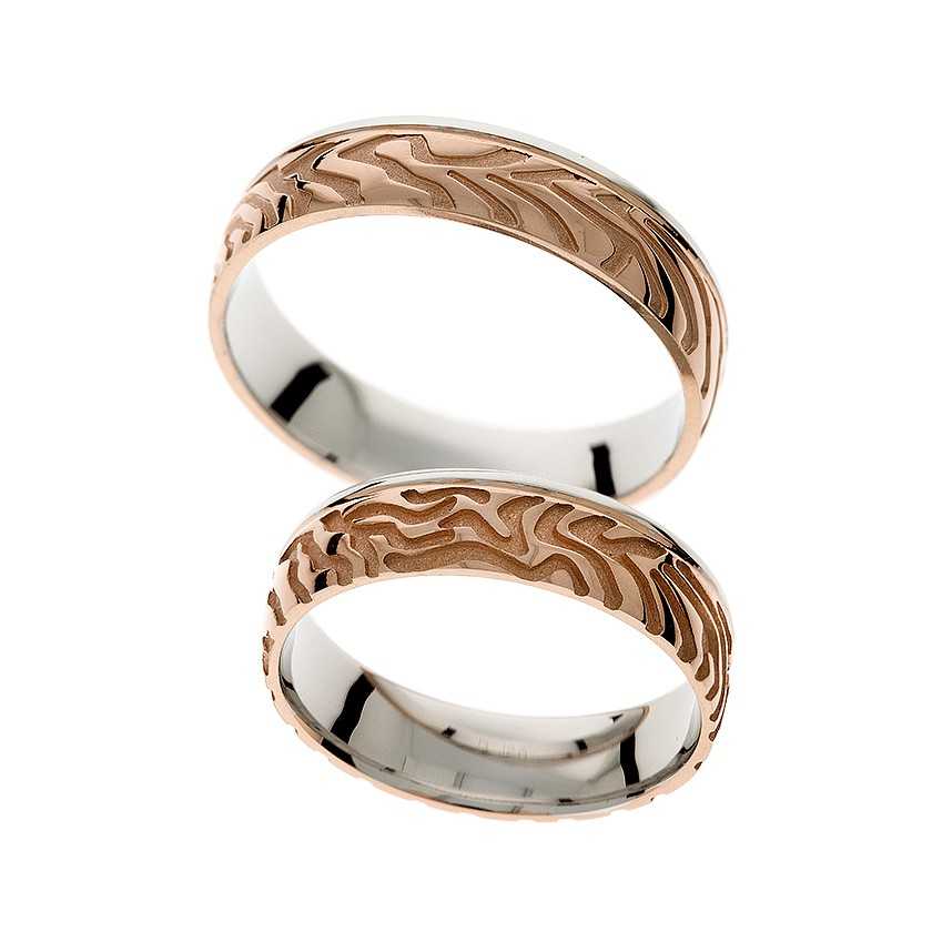 Patterned Rose Gold Matching Bands: Timeless Elegance