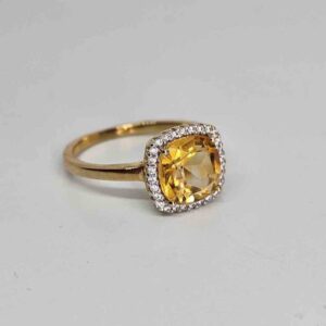 9kt Yellow Gold Halo Ring with 8x8mm Round Cut Citrine and Diamond Halo