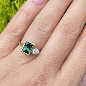 18kt Yellow Gold Toi Et Moi Ring with Emerald Cut Green Tourmaline and Round Brilliant Cut Diamond