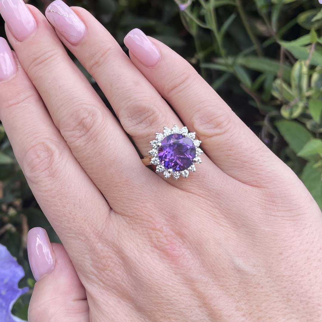 18kt Yellow & White Gold Ring with Round Cut Amethyst and Diamond Halo