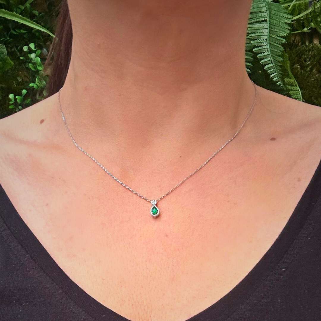 Emerald and diamond pendant